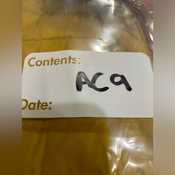 Patagonia Women’s XXL Down Sweater Puffer Jacket Yellow Cosmic Gold NWT 1 - Picture 14 of 15